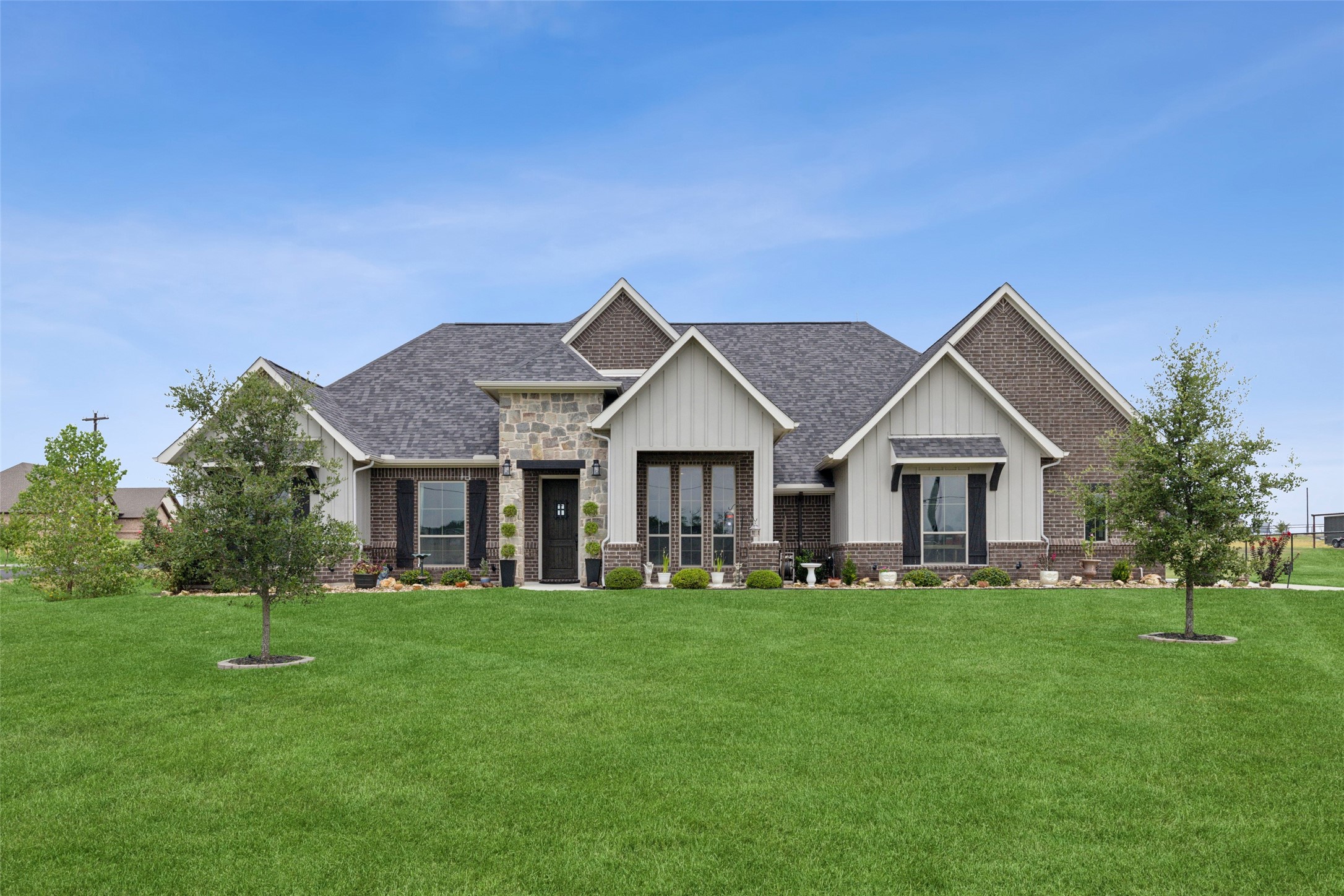 301 Trinity Avenue Azle TX 76020