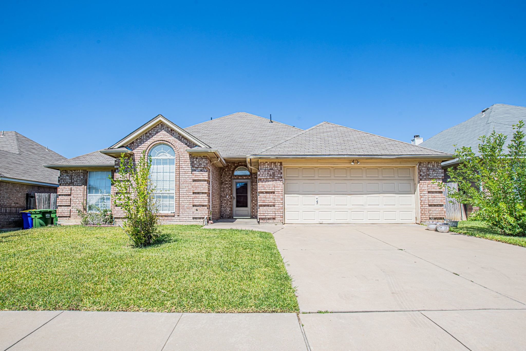 6013 Hillview Drive Watauga TX 76148