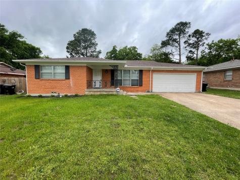 2617 Loy Lake Road Denison TX 75020