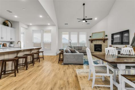 1723 Holly Oak Way Fate TX 75087