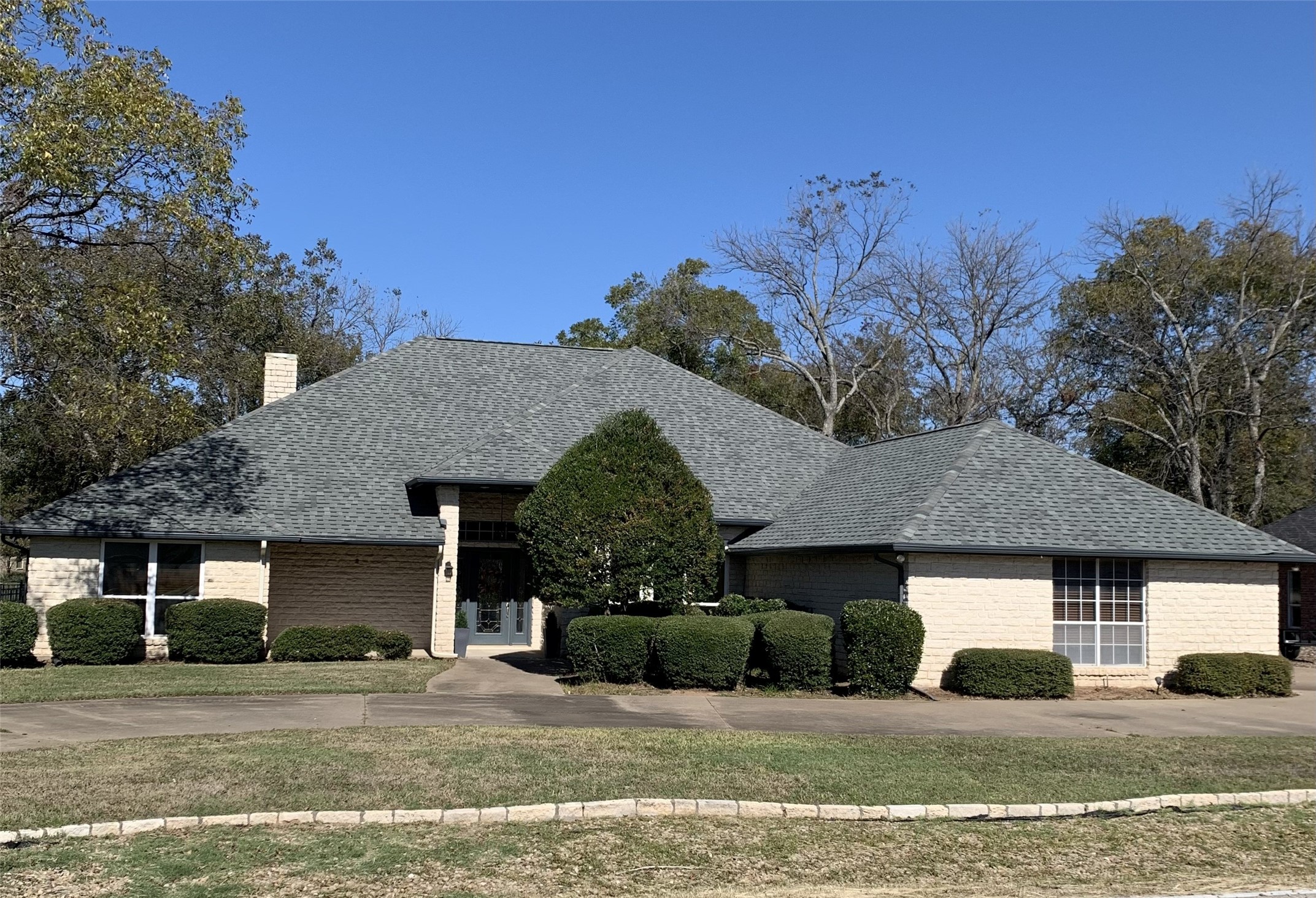 6002 Nutcracker Drive Granbury TX 76049
