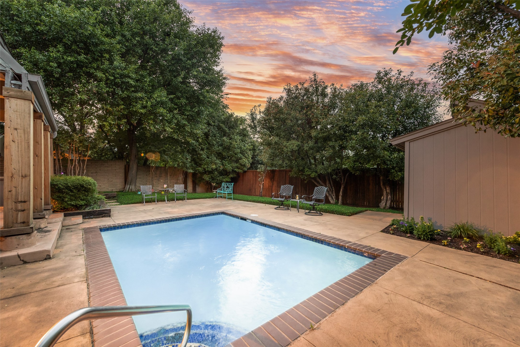 435 W Northgate Drive Irving TX 75062