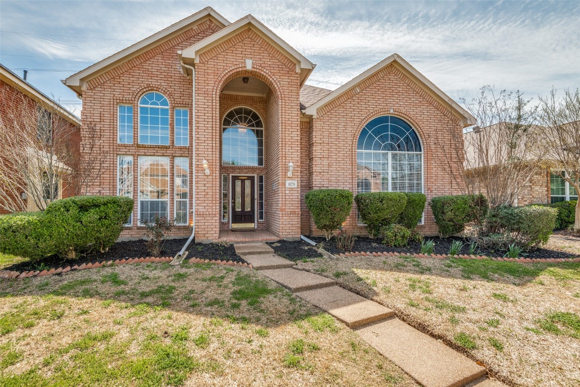 875 San Jacinto Drive Grand Prairie TX 75052