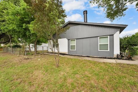1425 Oakhill Drive Plano TX 75075