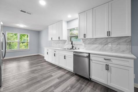 1425 Oakhill Drive Plano TX 75075