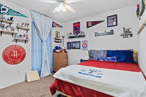 405 SW Rand Drive Burleson TX 76028