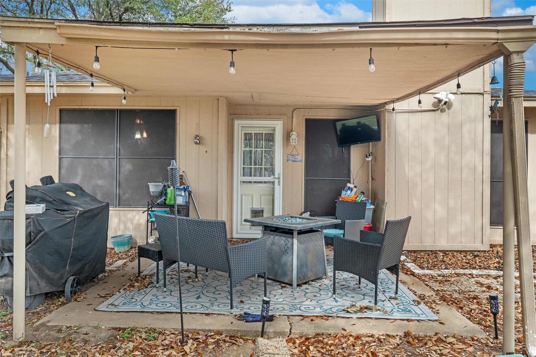 405 SW Rand Drive Burleson TX 76028