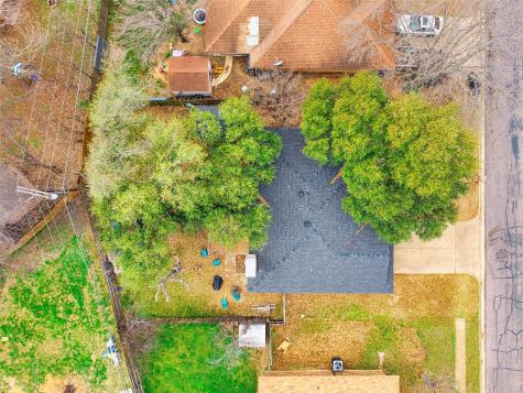 405 SW Rand Drive Burleson TX 76028