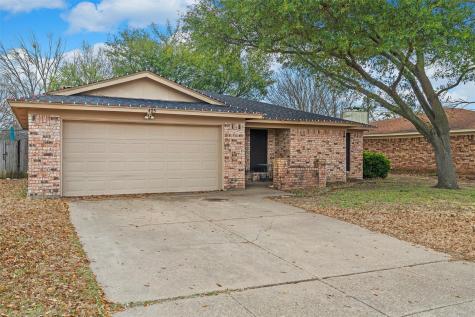 405 SW Rand Drive Burleson TX 76028