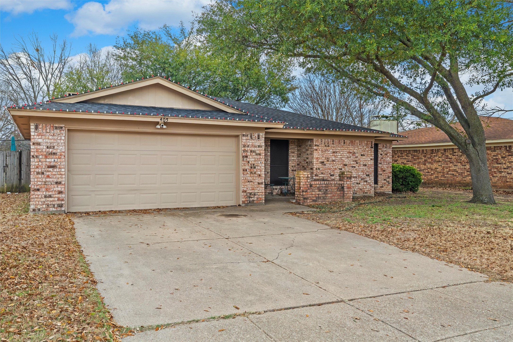 405 SW Rand Drive Burleson TX 76028