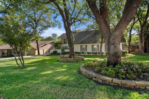 905 Live Oak Lane Arlington TX 76012