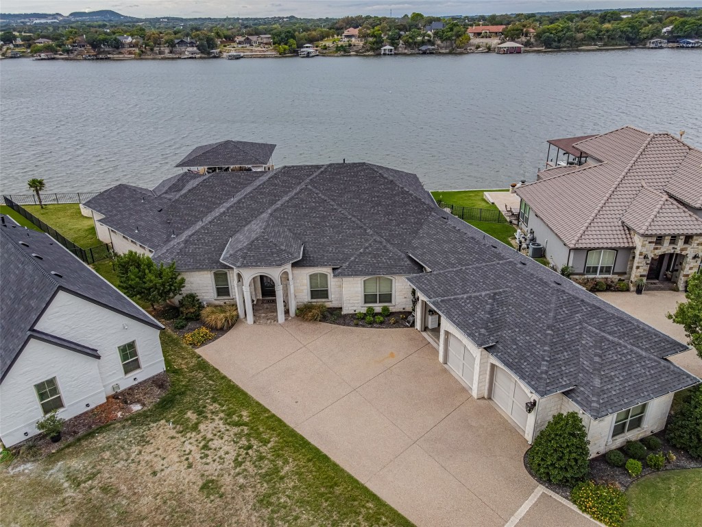 1002 Sunset Bay Court Granbury TX 76048