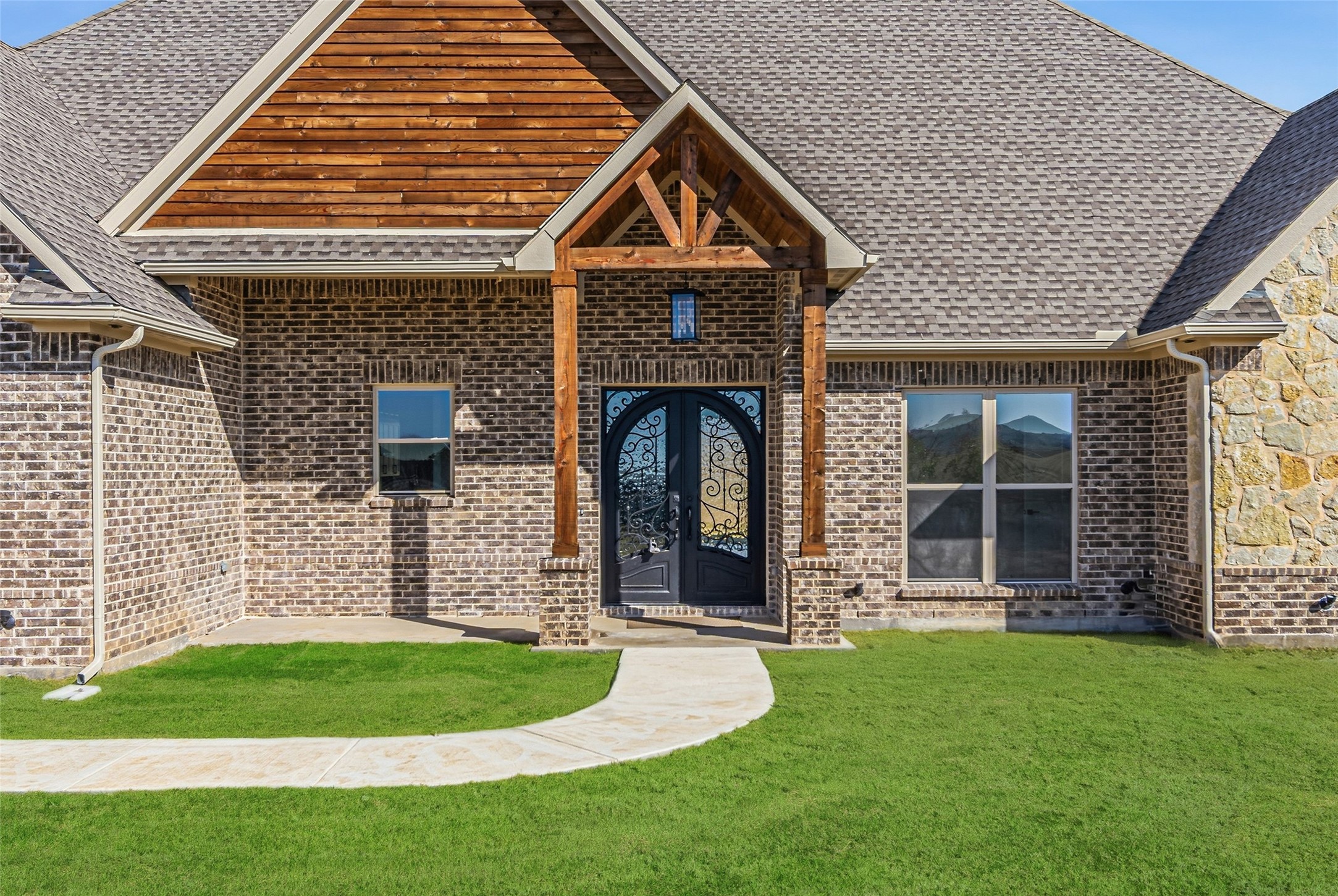 1950 County Road 2513 Decatur TX 76234