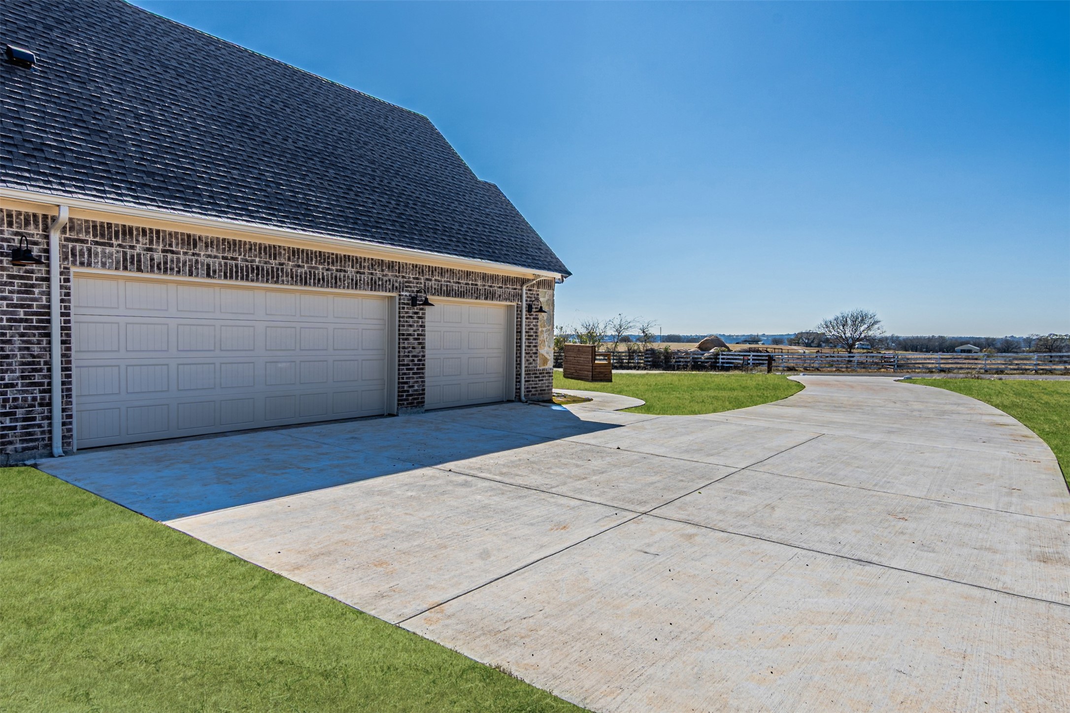 1950 County Road 2513 Decatur TX 76234