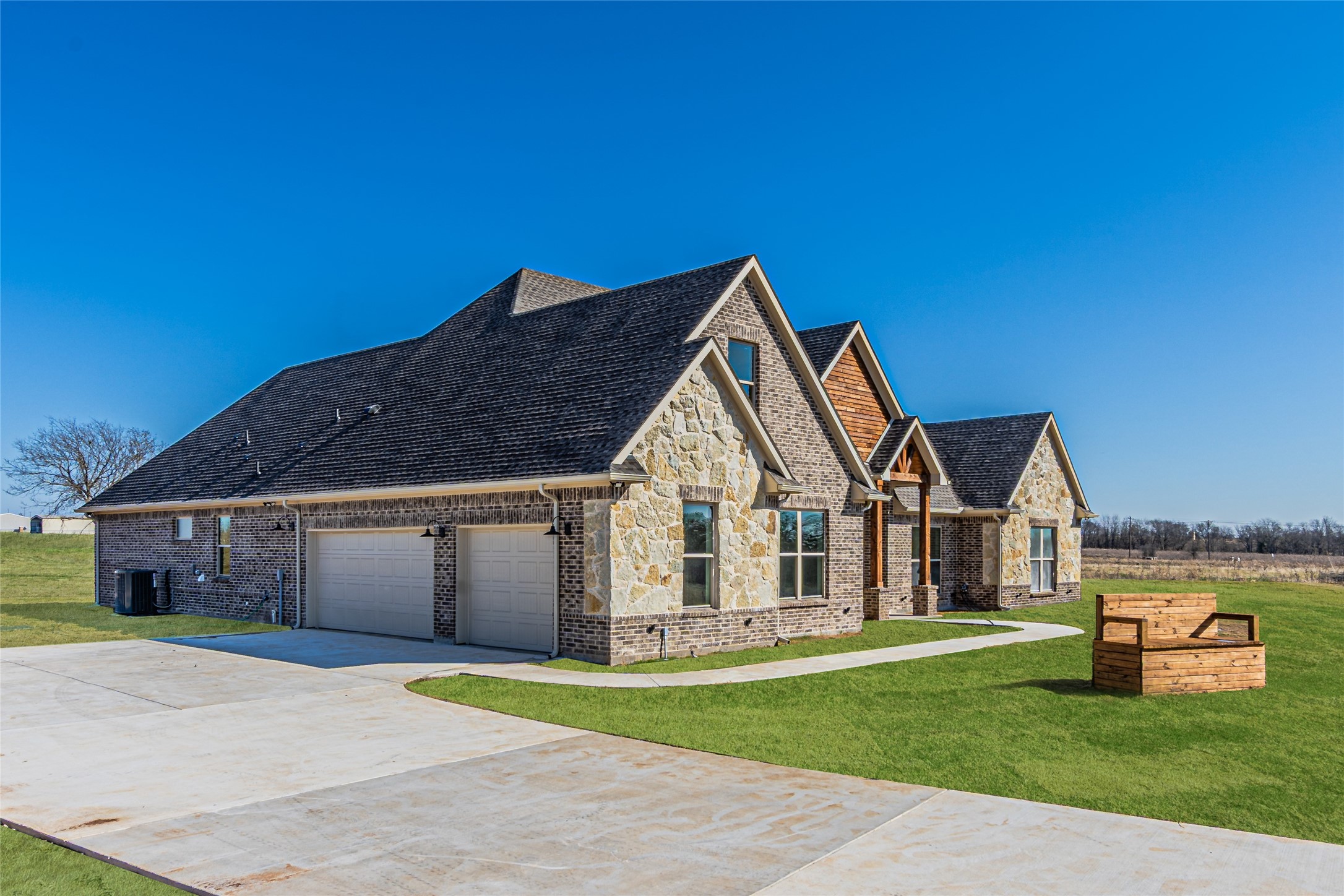 1950 County Road 2513 Decatur TX 76234