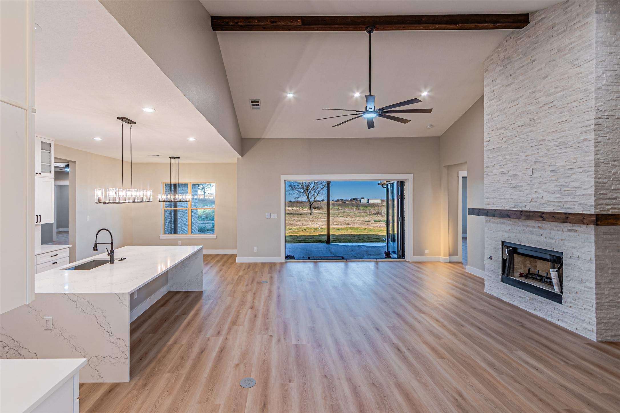 1950 County Road 2513 Decatur TX 76234