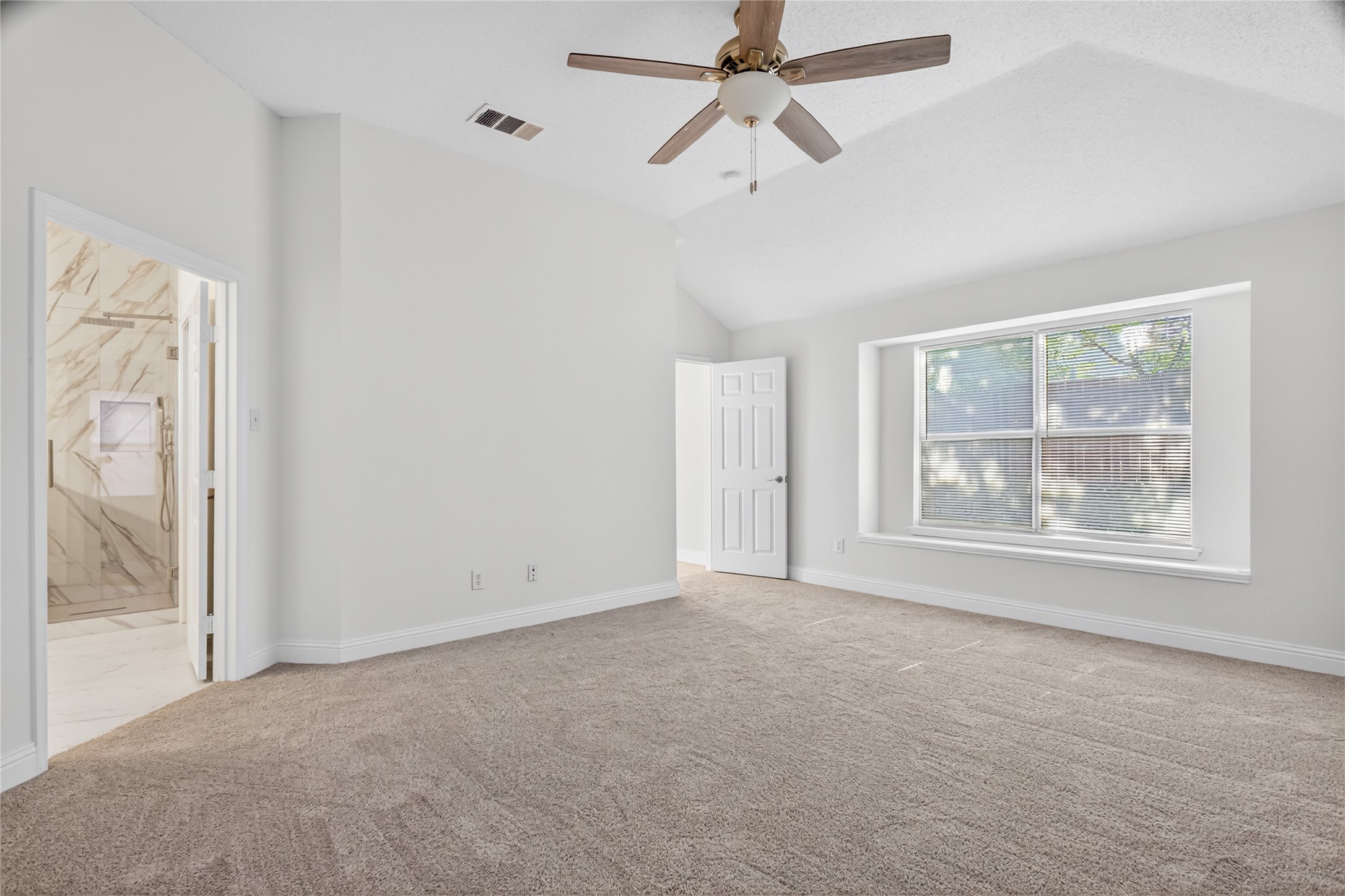 4817 Barnhill Lane Fort Worth TX 76135