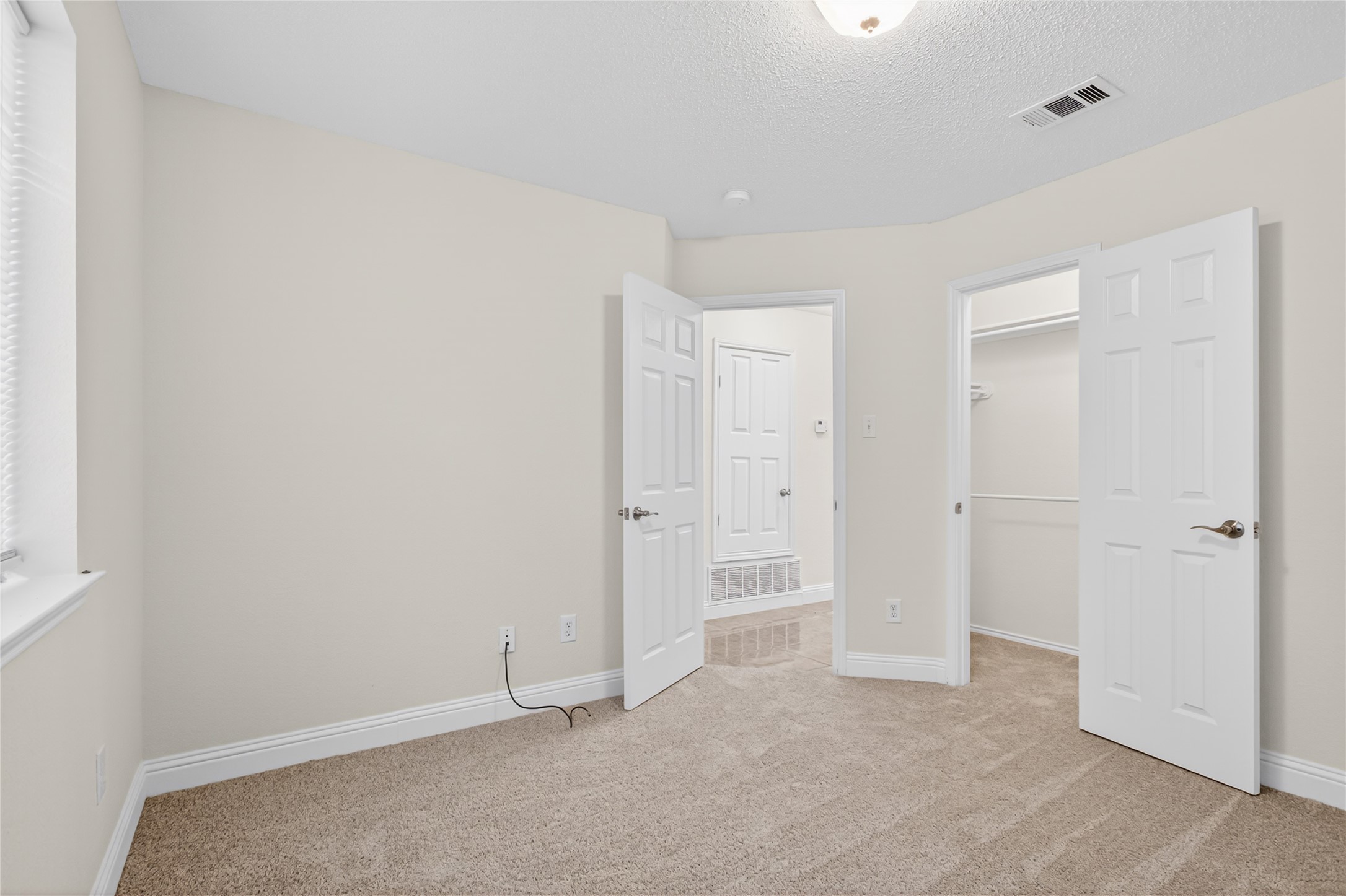 4817 Barnhill Lane Fort Worth TX 76135