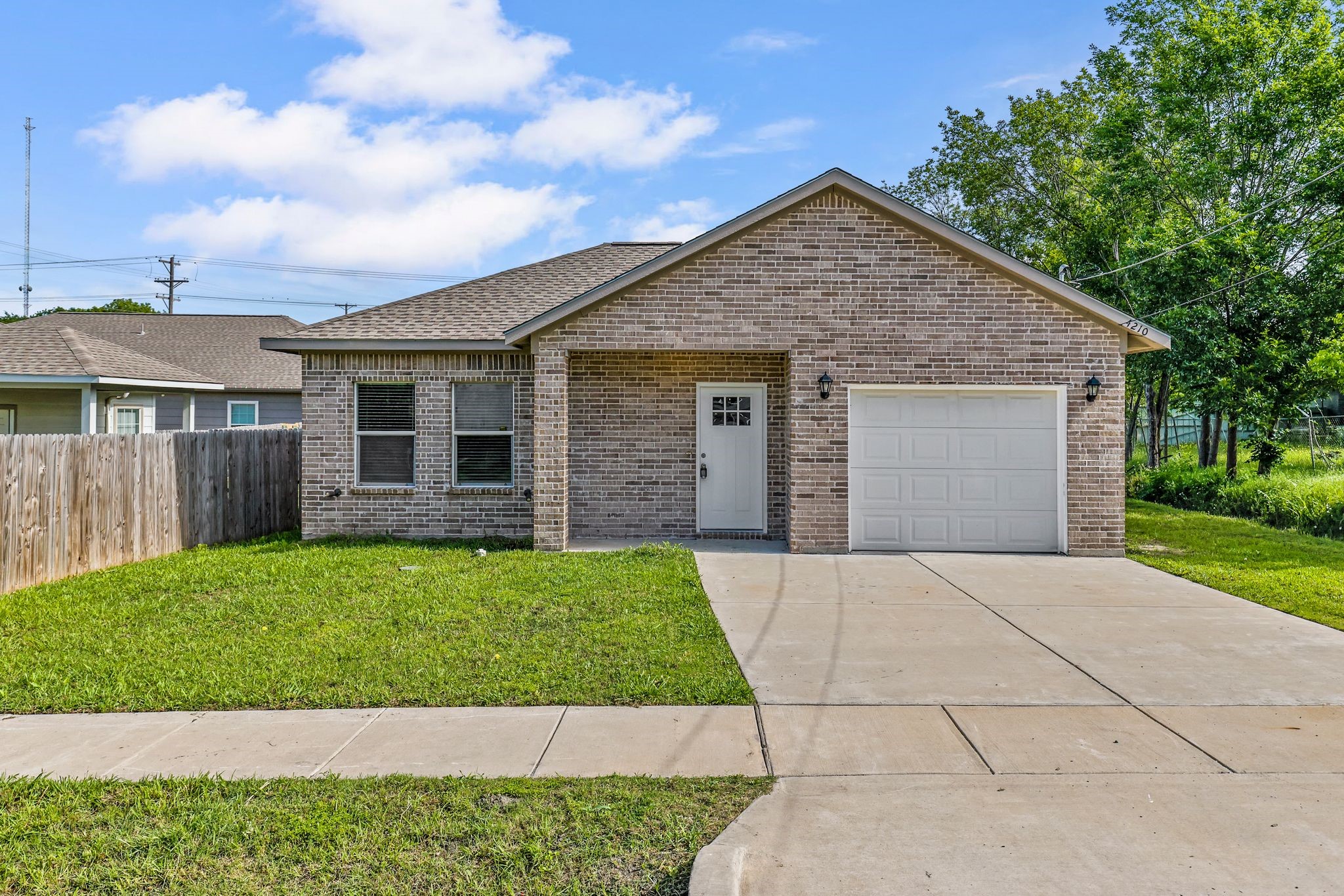 4210 Park Street Greenville TX 75401