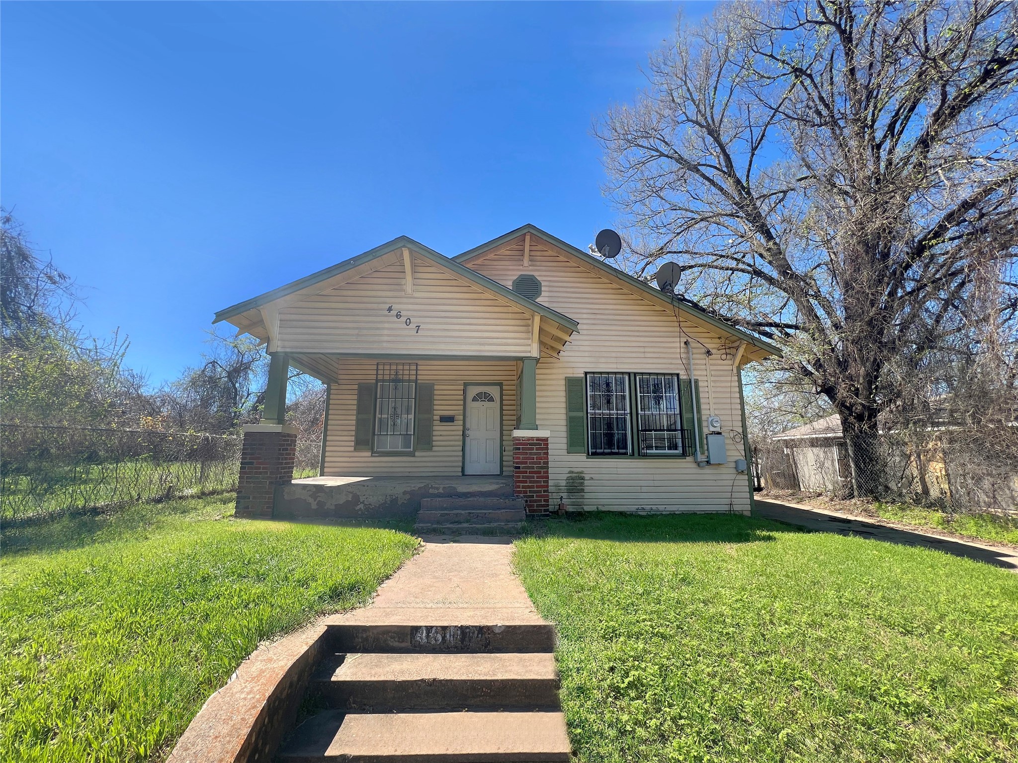 4607 Spring Garden Street Dallas TX 75215