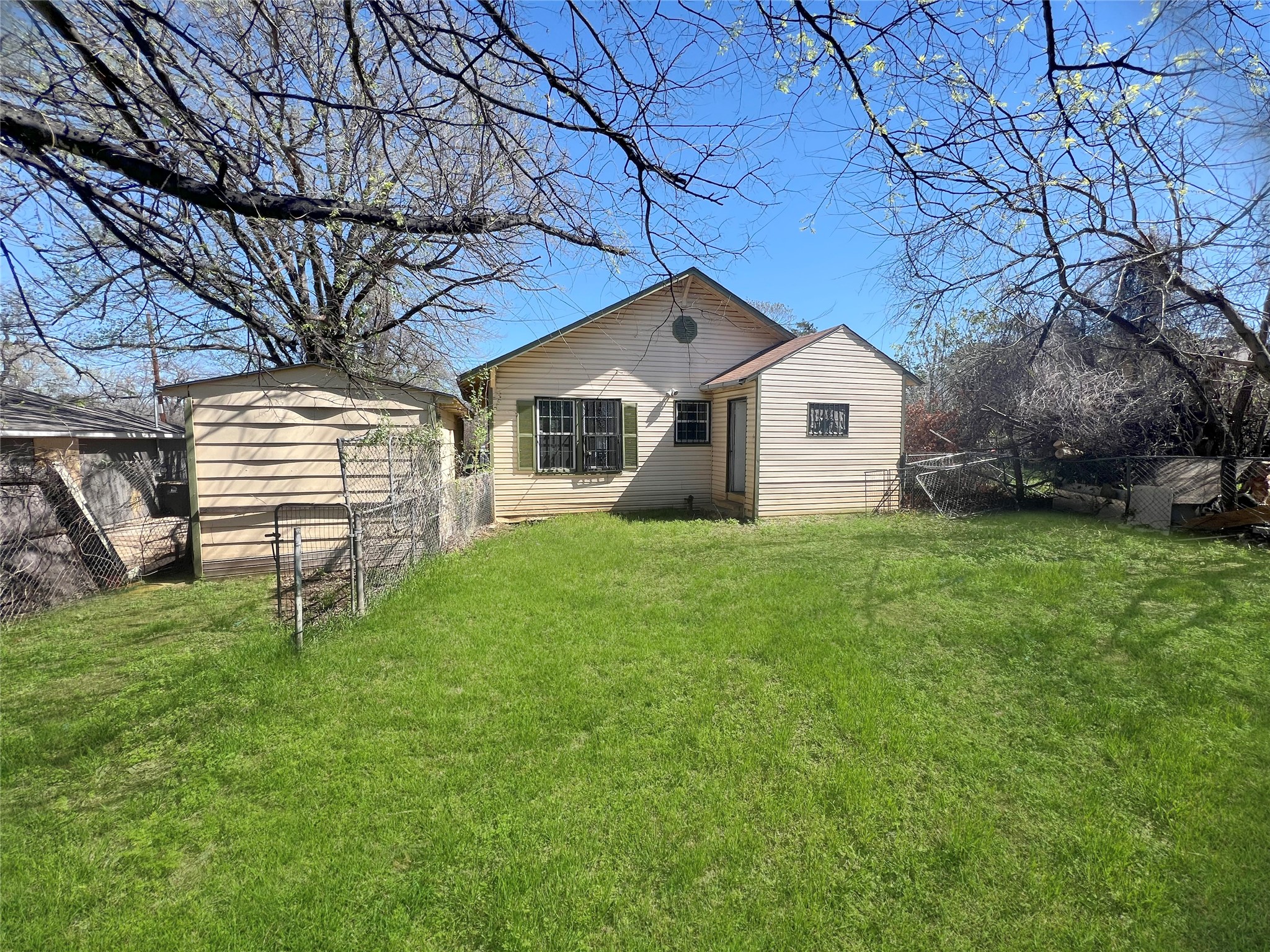 4607 Spring Garden Street Dallas TX 75215
