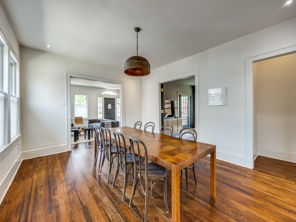 631 N Rosemont Avenue Dallas TX 75208