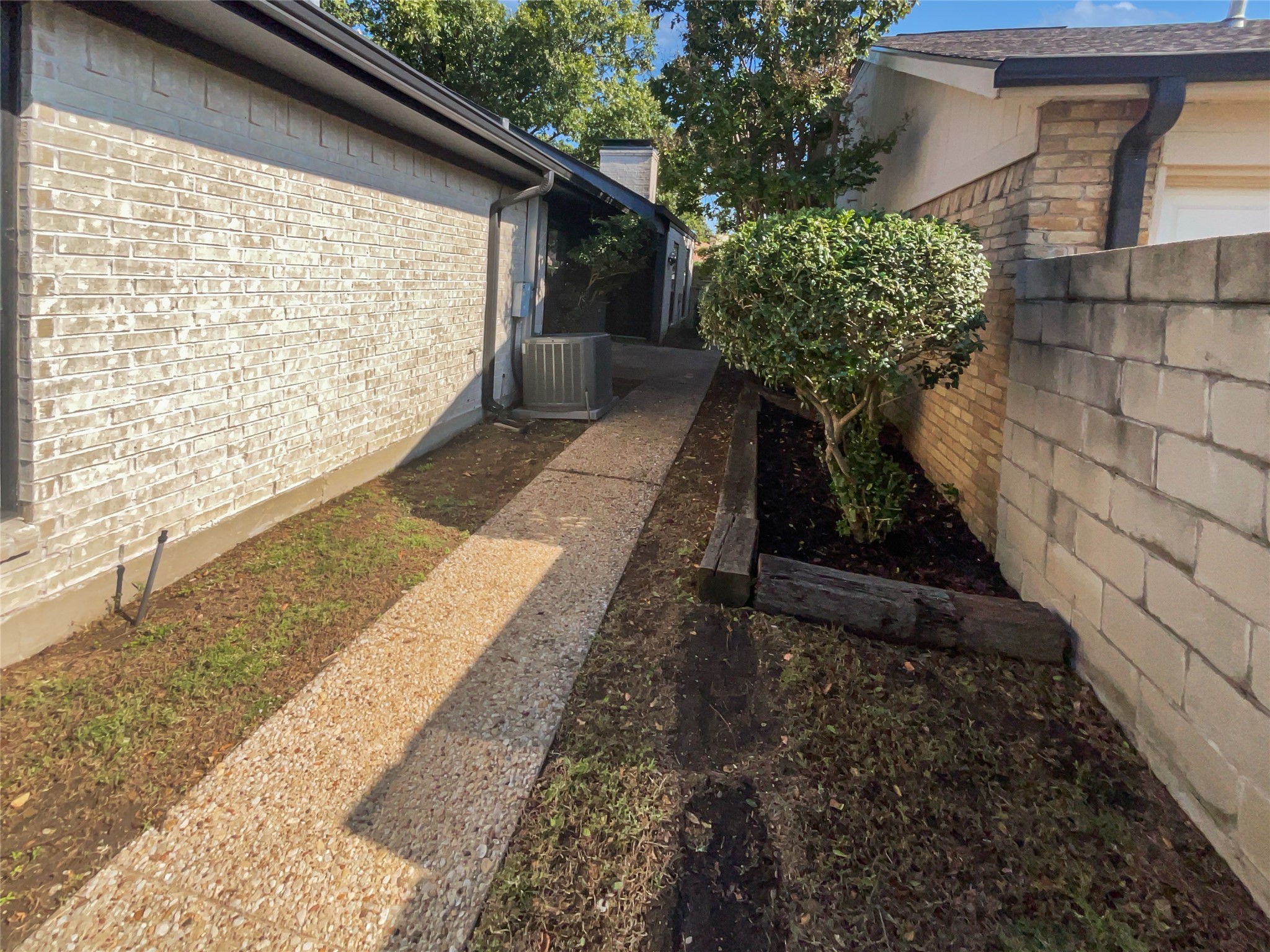 1232 Richland Oaks Drive Richardson TX 75081