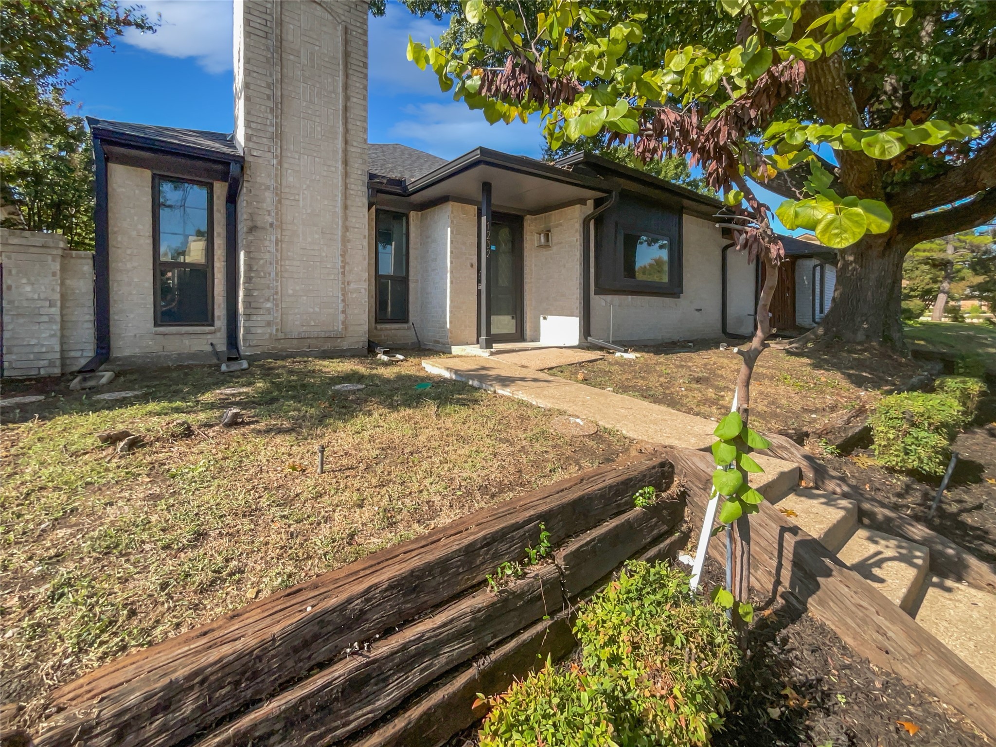 1232 Richland Oaks Drive Richardson TX 75081