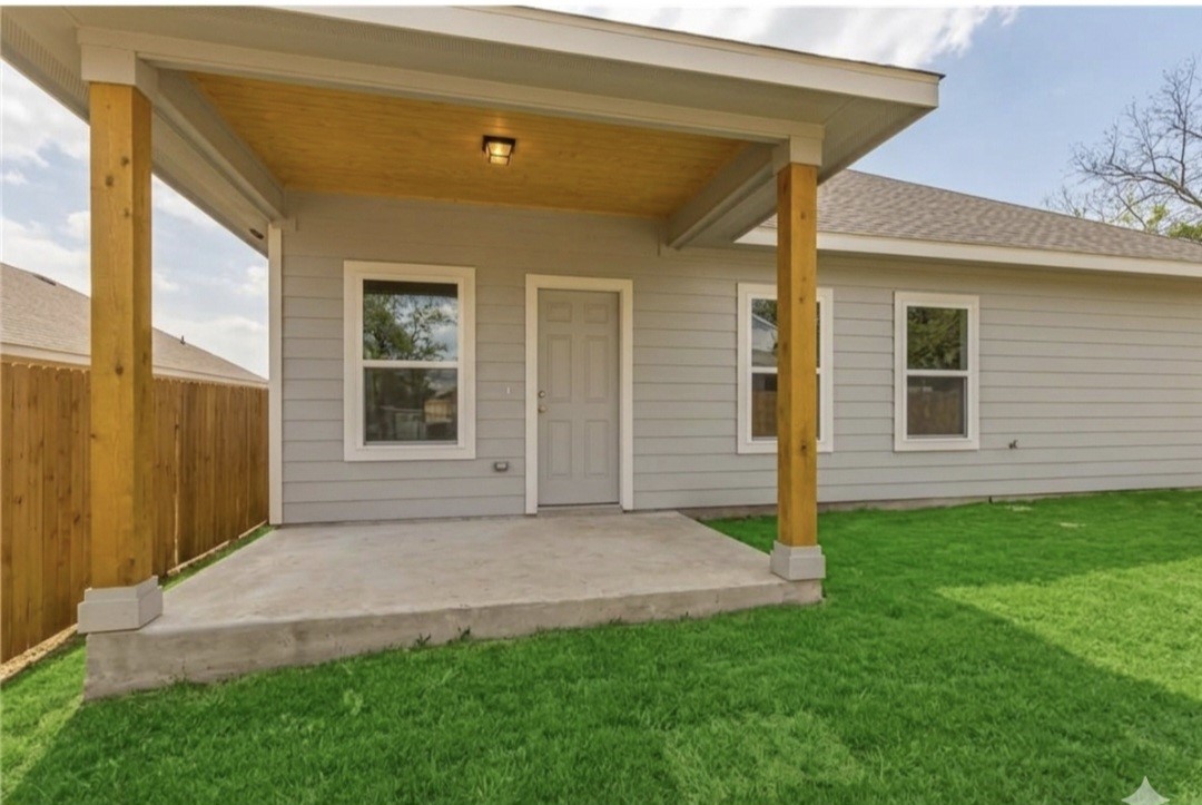 2114 22nd Fort Worth TX 76164
