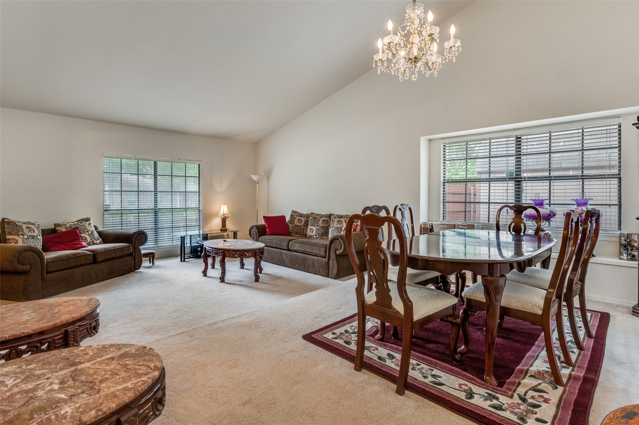 402 Chestnut Drive Grand Prairie TX 75052