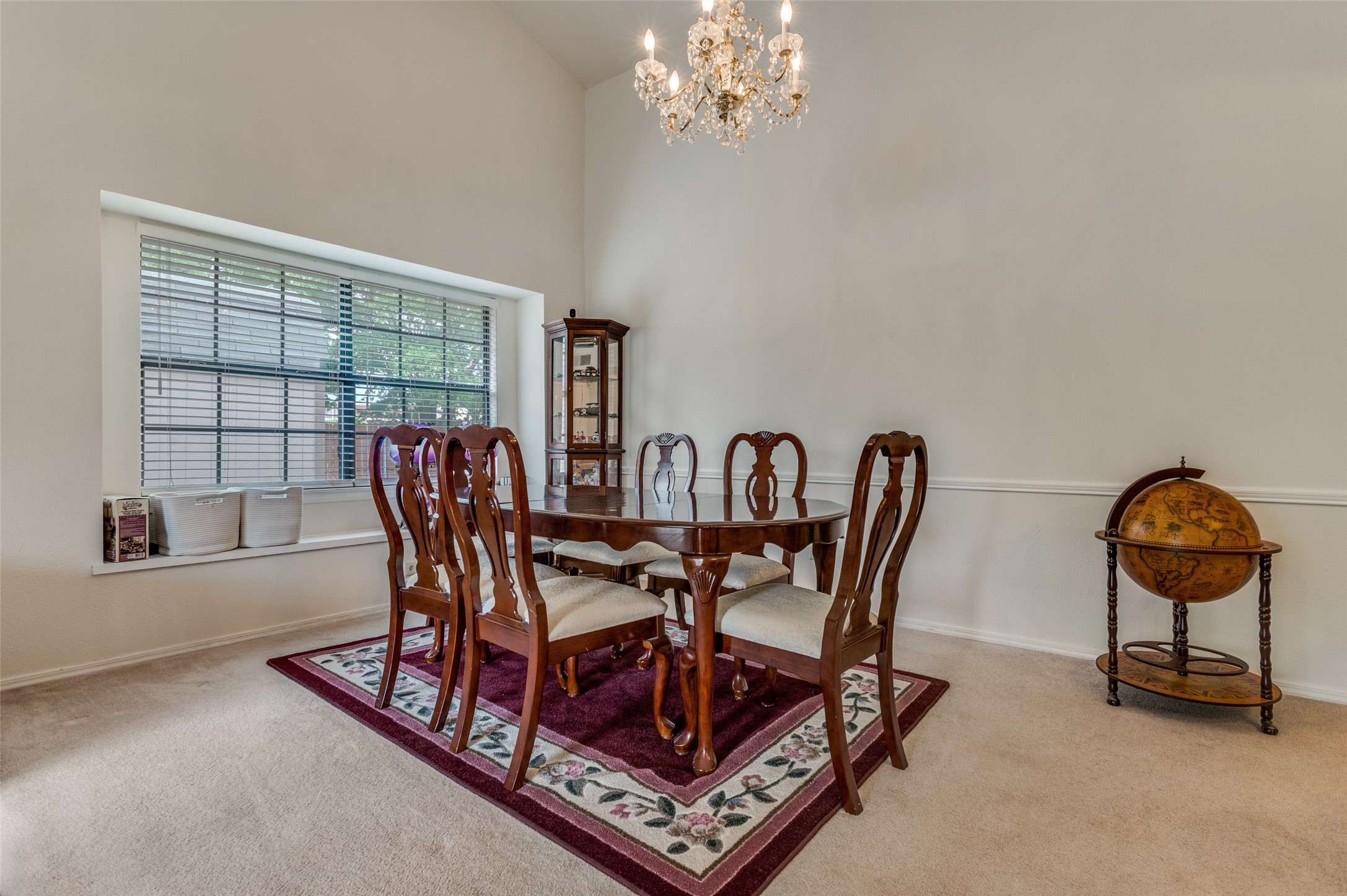 402 Chestnut Drive Grand Prairie TX 75052