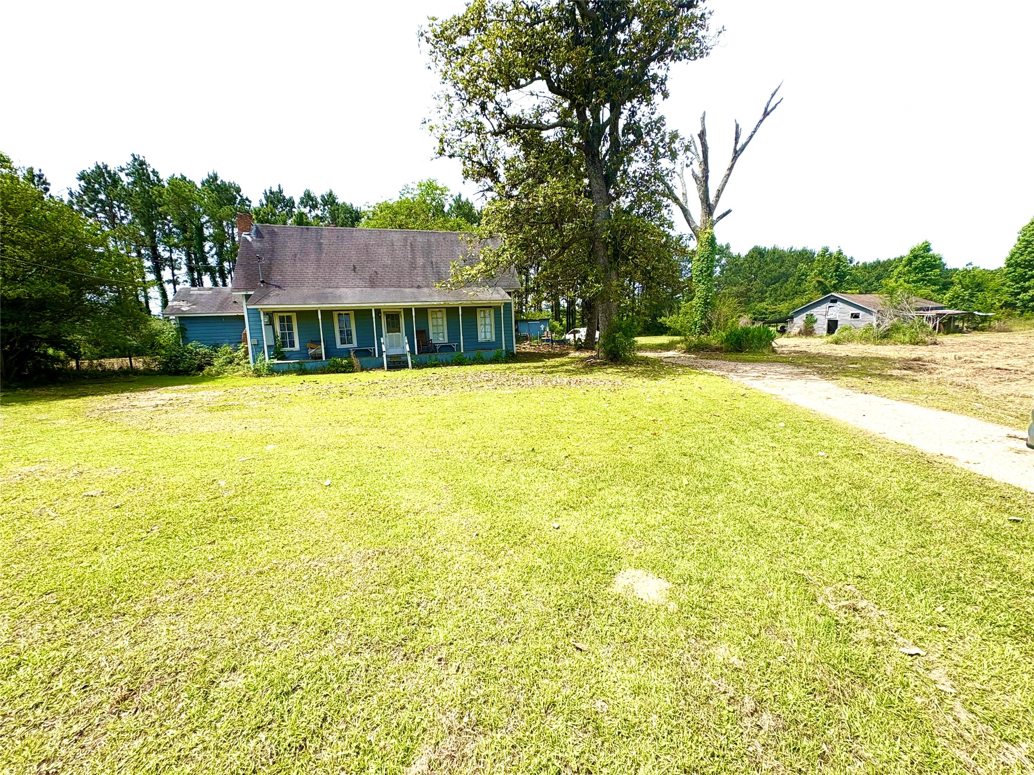 1078 Fm 1519 N Leesburg TX 75451