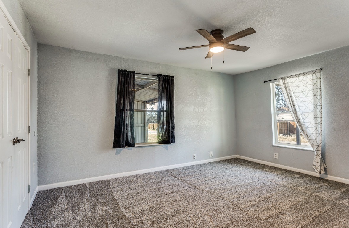 303 S Russell Street Alvarado TX 76009