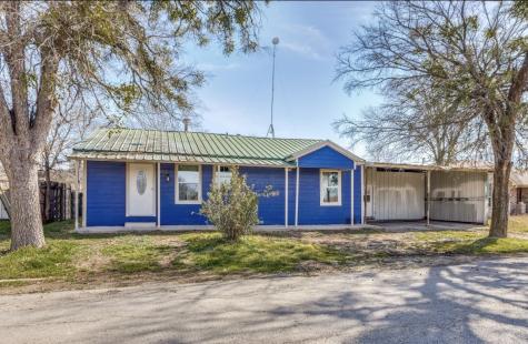 303 S Russell Street Alvarado TX 76009