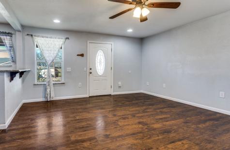 303 S Russell Street Alvarado TX 76009