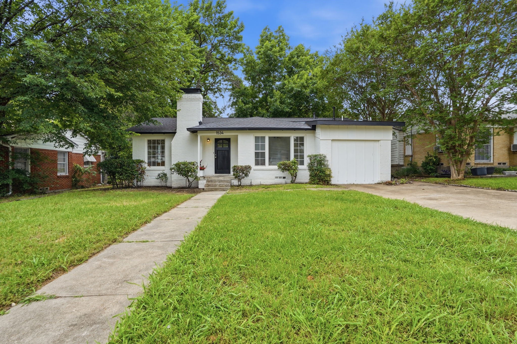 1534 N Atoll Drive Dallas TX 75216