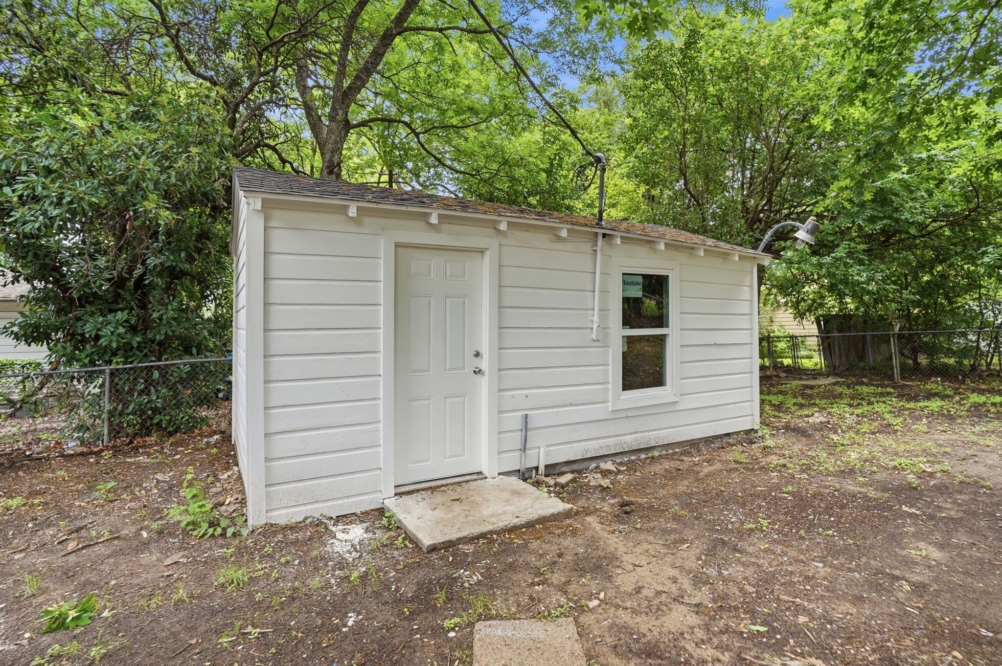 1534 N Atoll Drive Dallas TX 75216