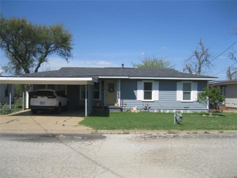 1308 W Dyer Street Breckenridge TX 76424