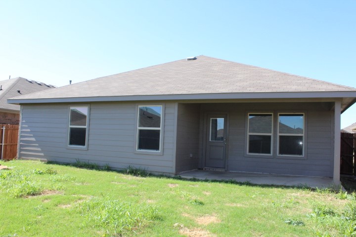 16628 Milwaukee Street Justin TX 76247