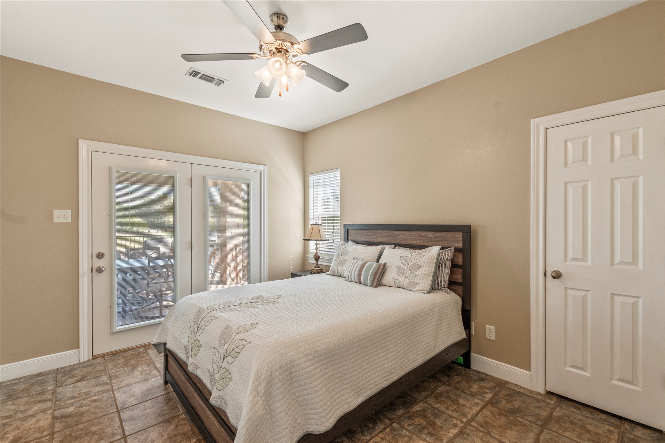 180 Surls Drive Mabank TX 75156