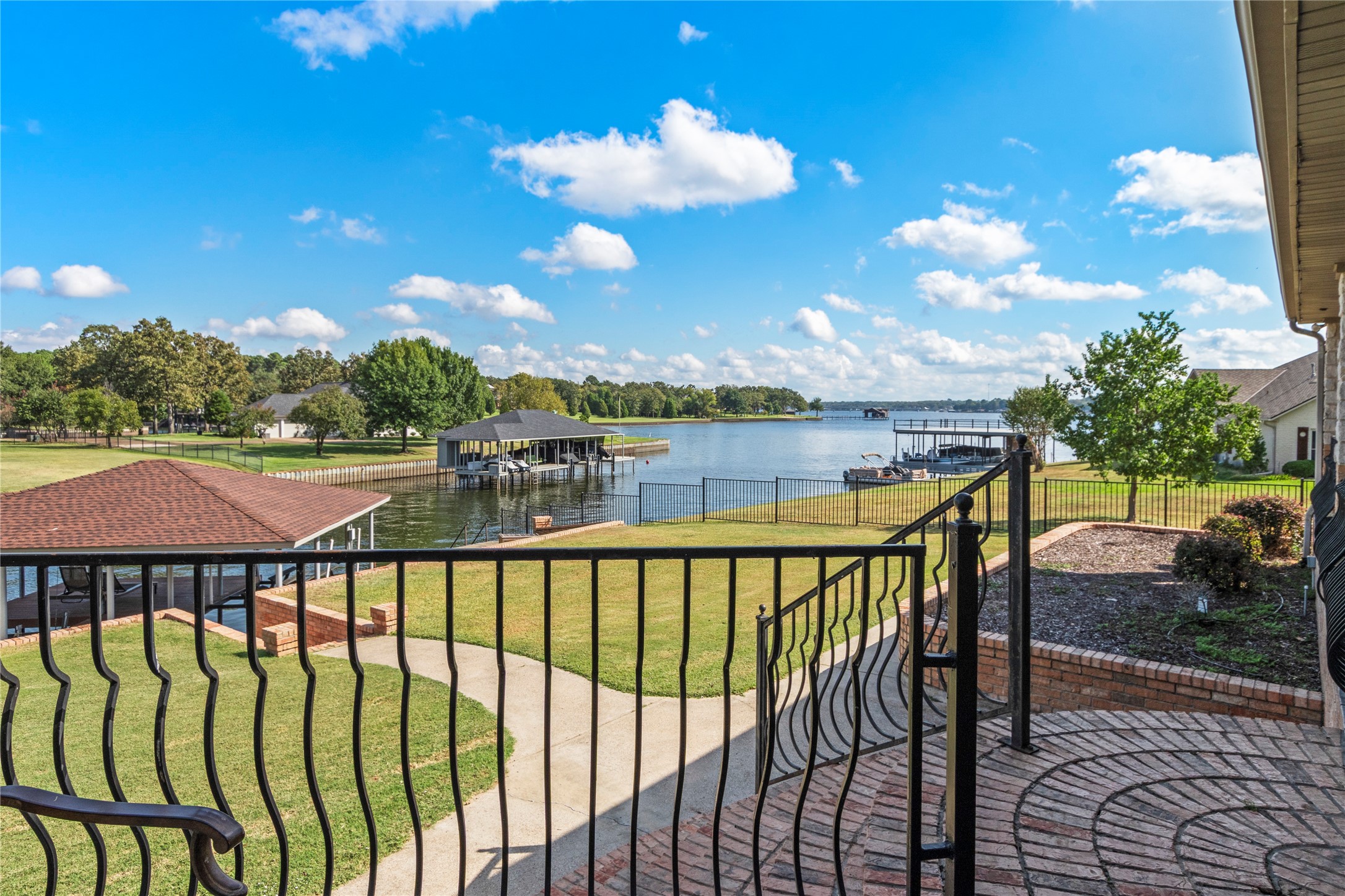 180 Surls Drive Mabank TX 75156