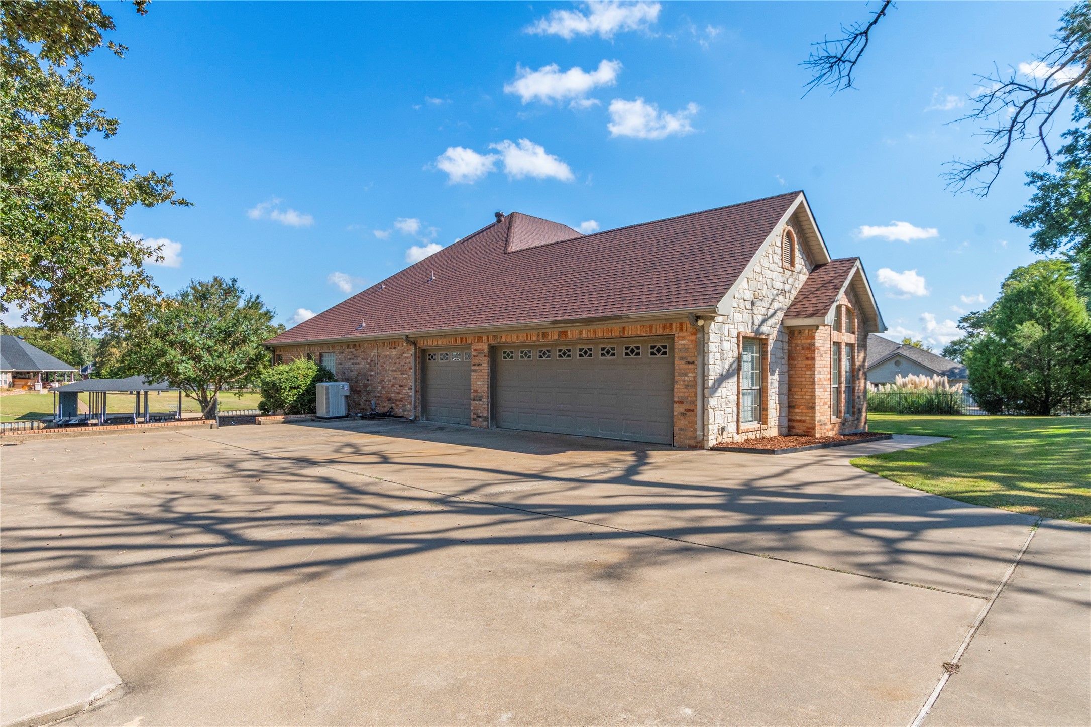 180 Surls Drive Mabank TX 75156