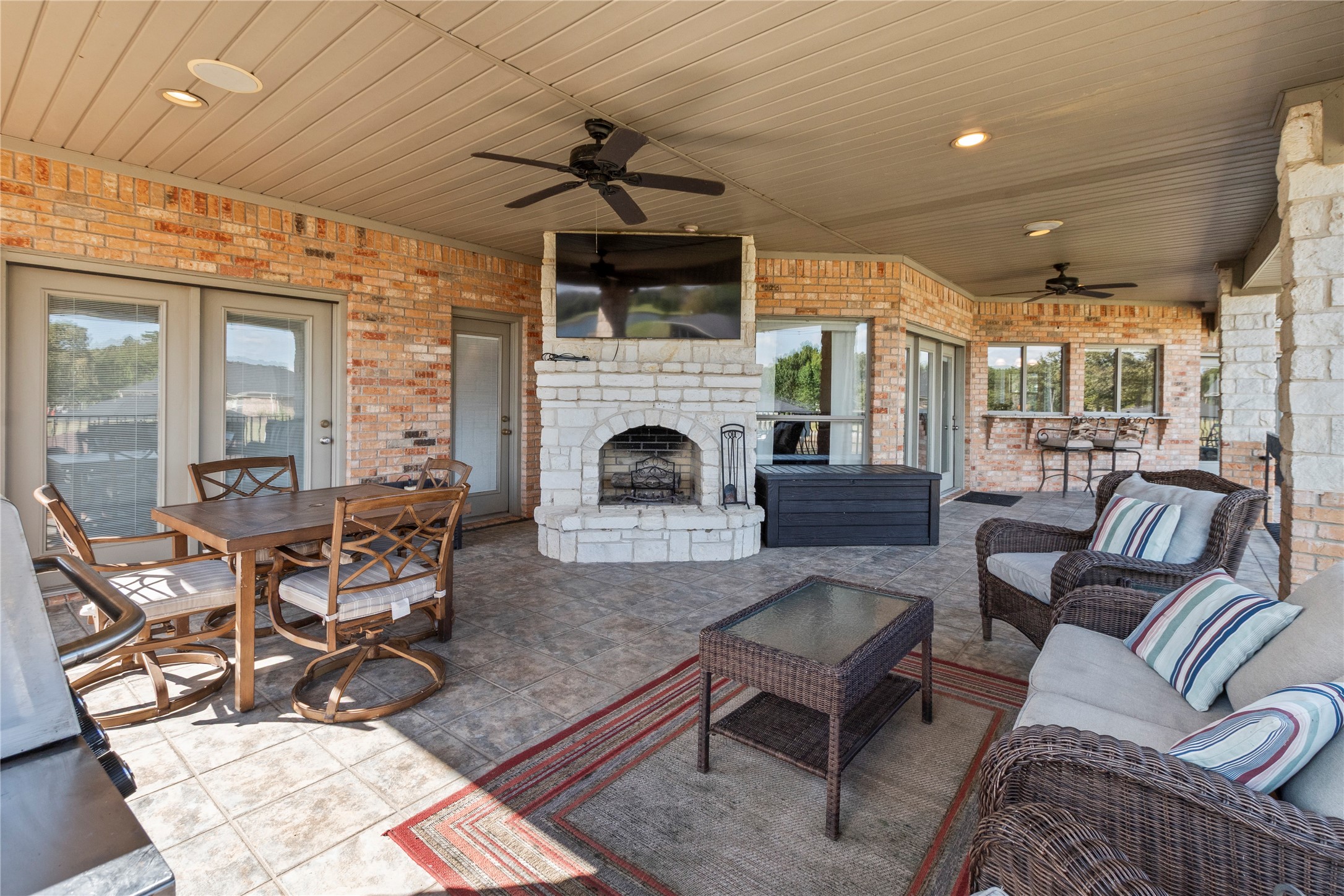 180 Surls Drive Mabank TX 75156