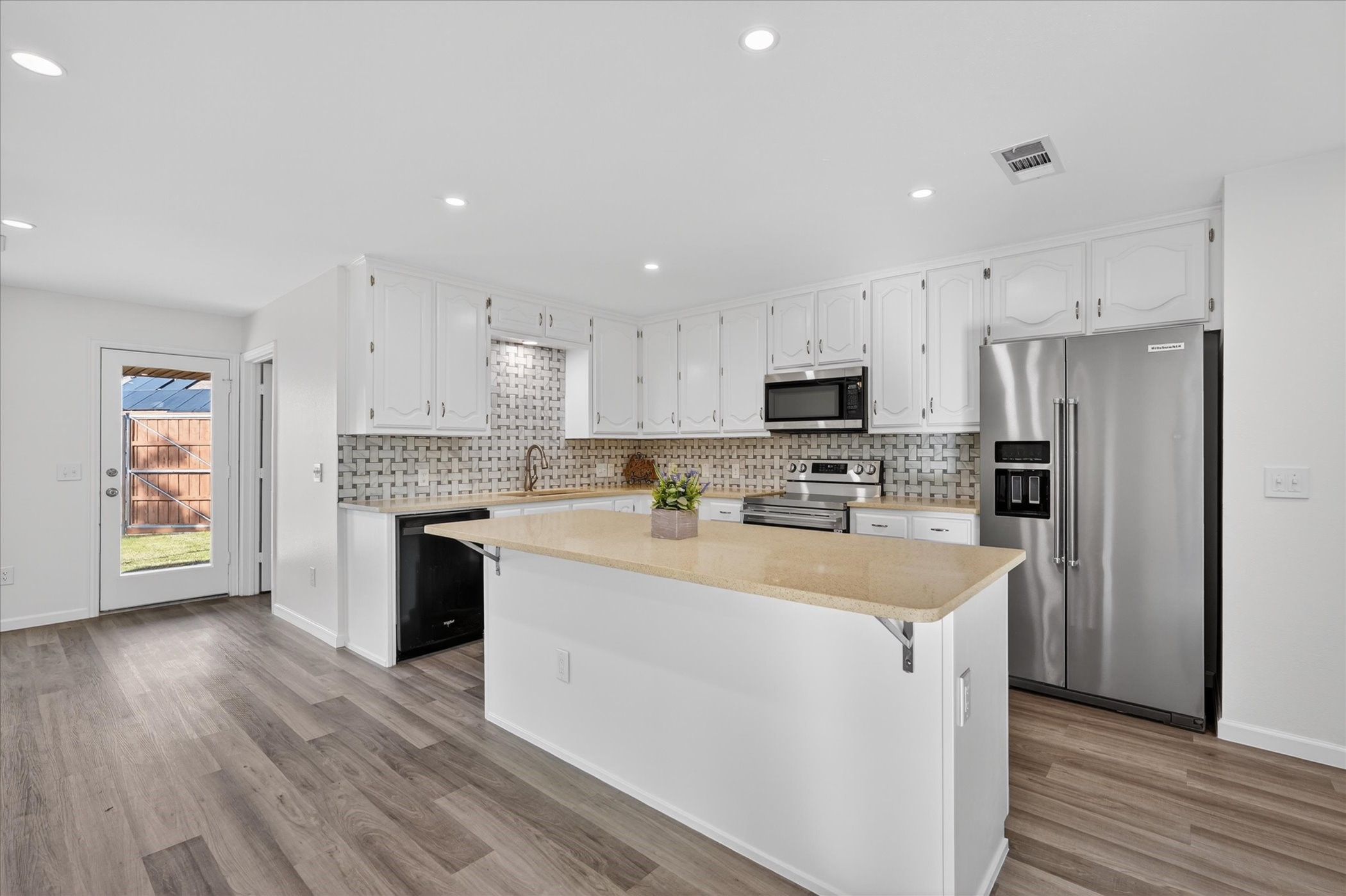 1402 Country Lane Allen TX 75002