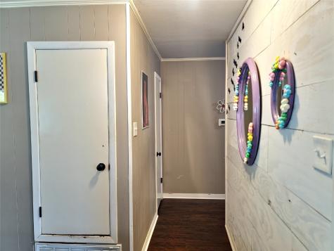 215 N Karl Cayton Street Groesbeck TX 76642