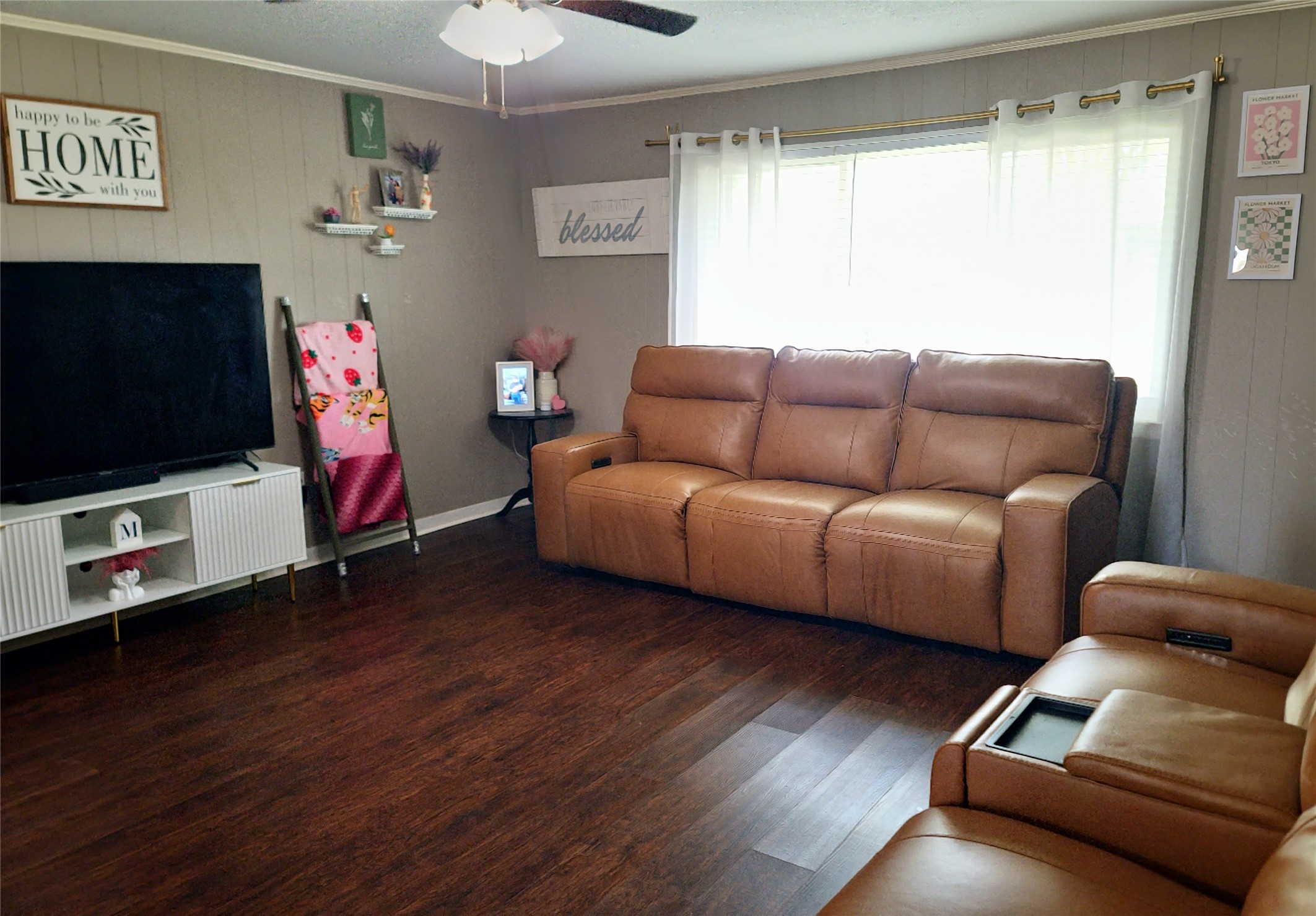 215 N Karl Cayton Street Groesbeck TX 76642