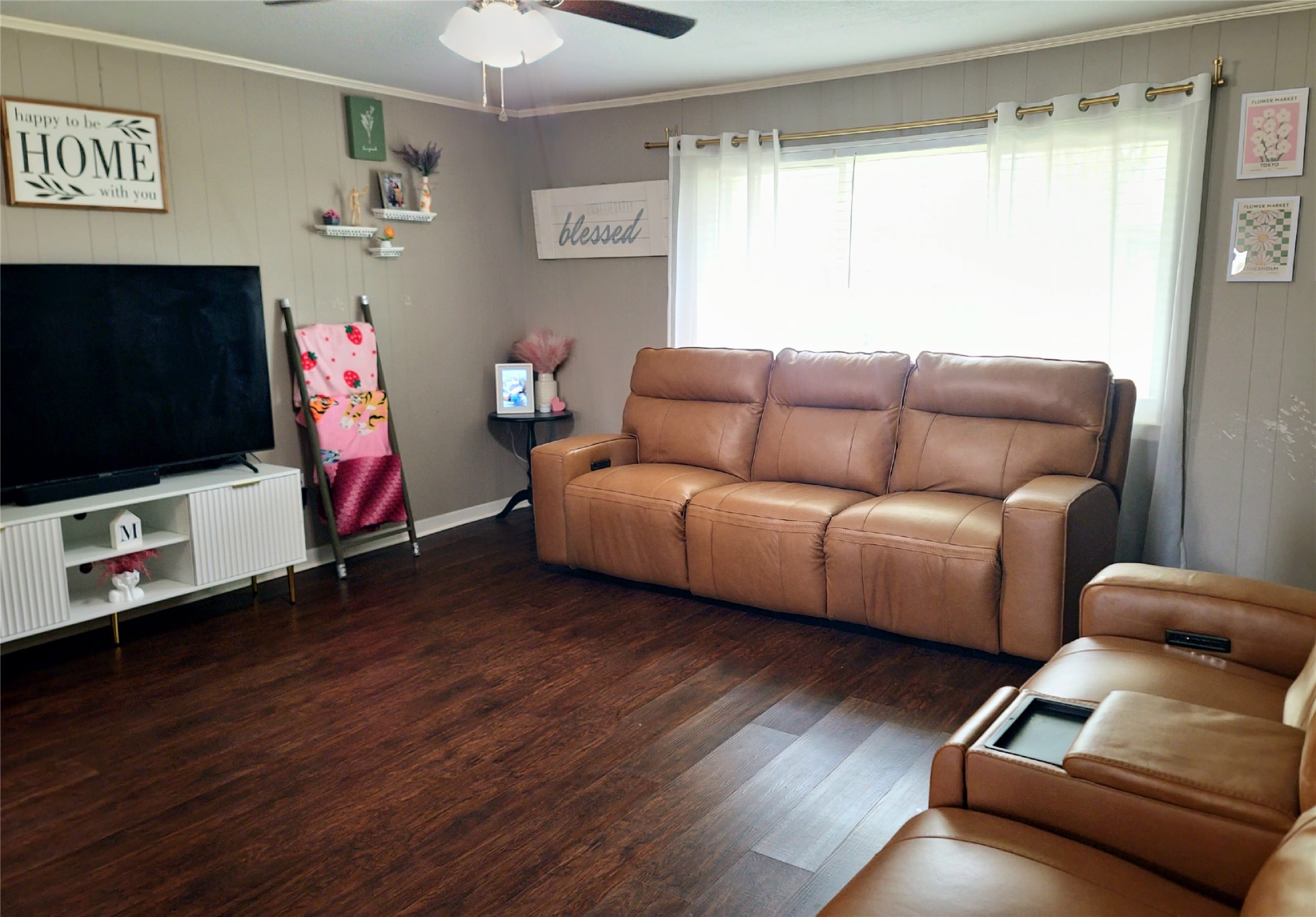 215 N Karl Cayton Street Groesbeck TX 76642