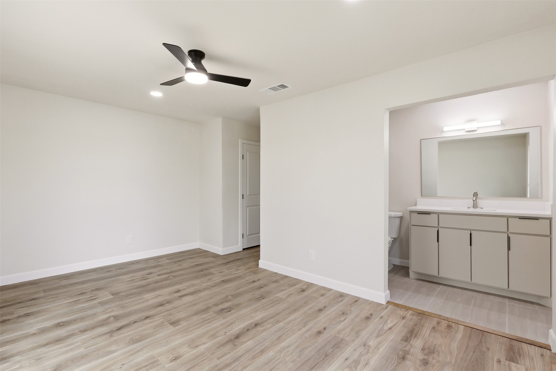 3550 Ridgeoak Way Farmers Branch TX 75234
