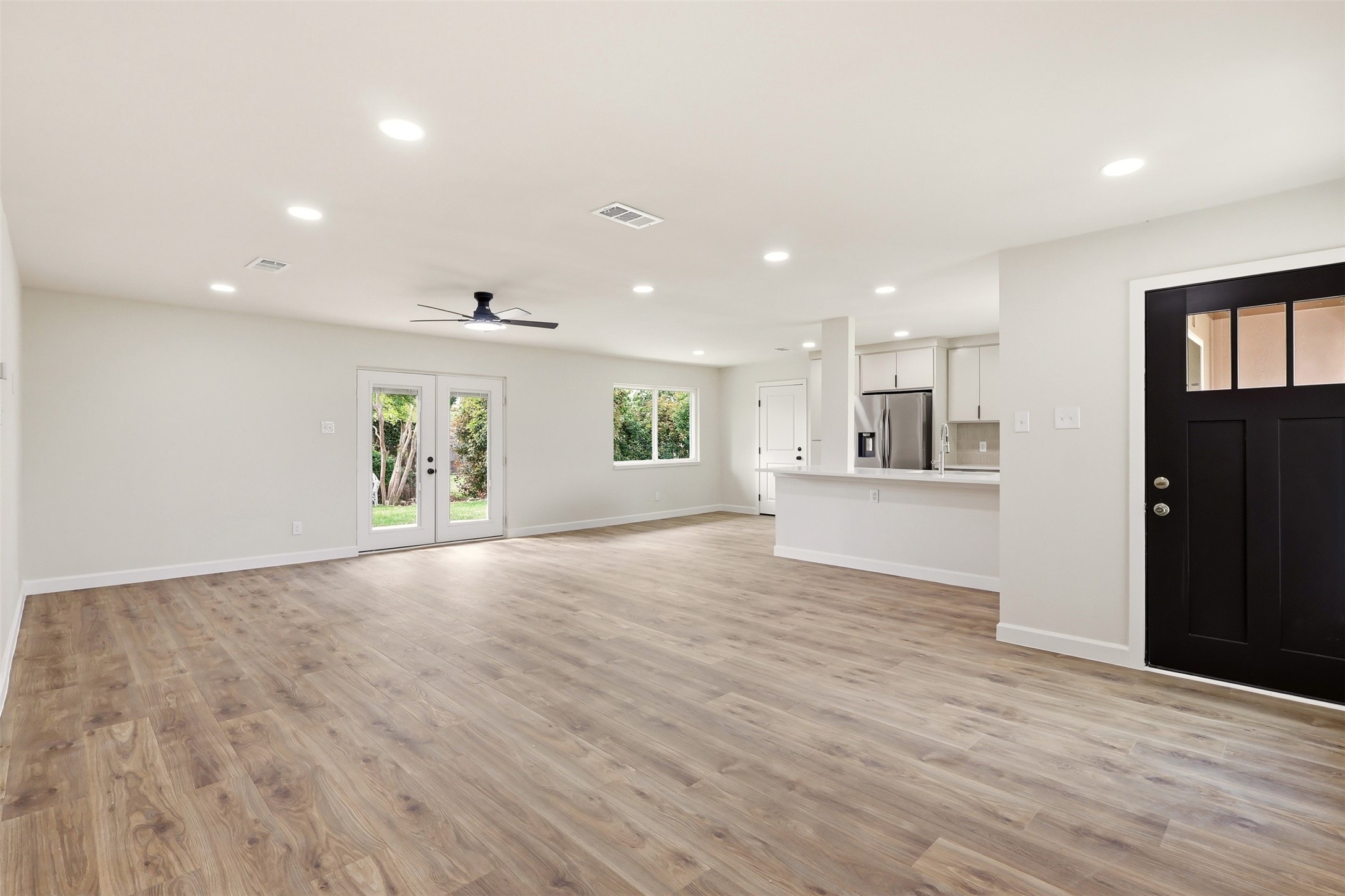 3550 Ridgeoak Way Farmers Branch TX 75234