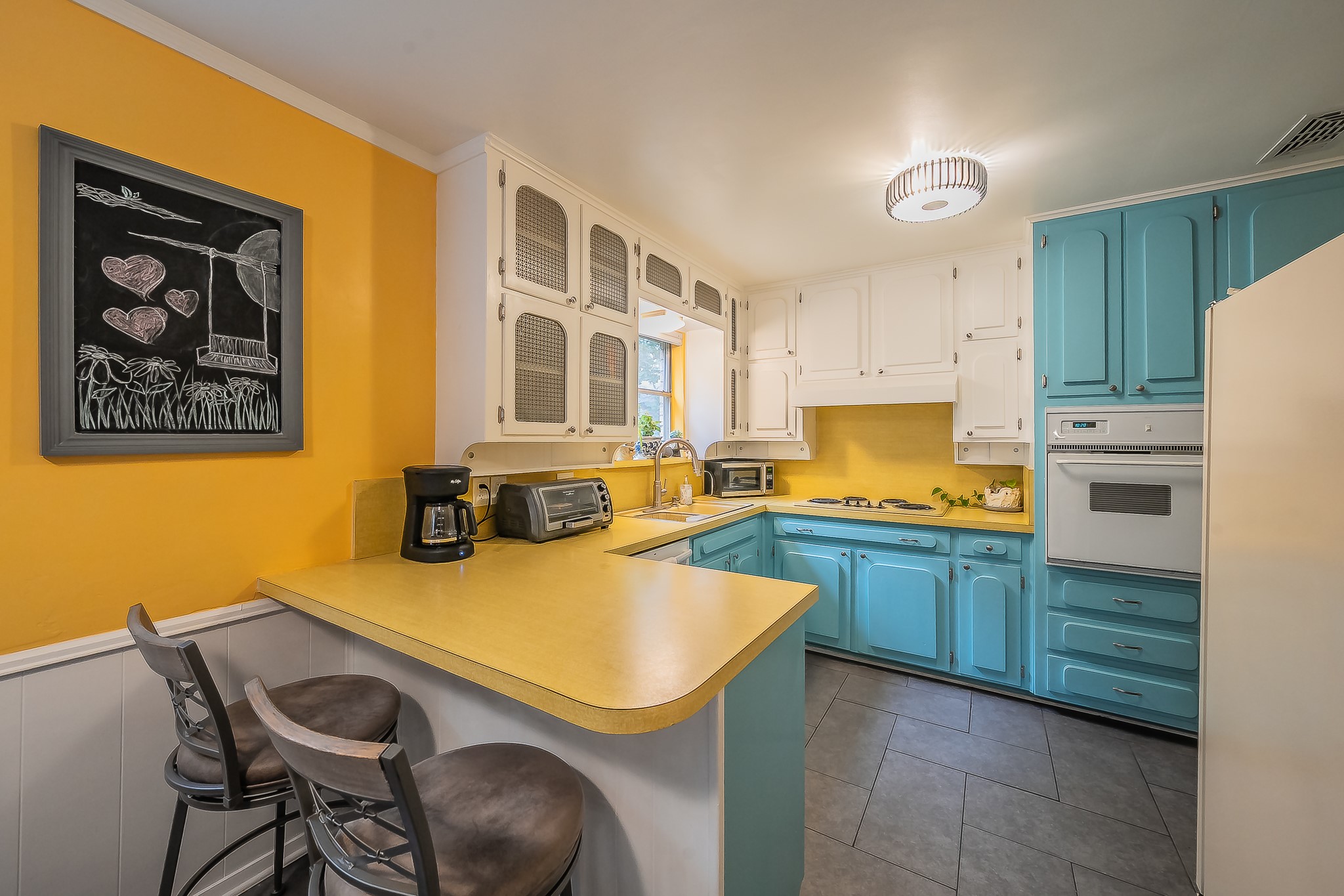 608 Sandlin Drive Bedford TX 76021